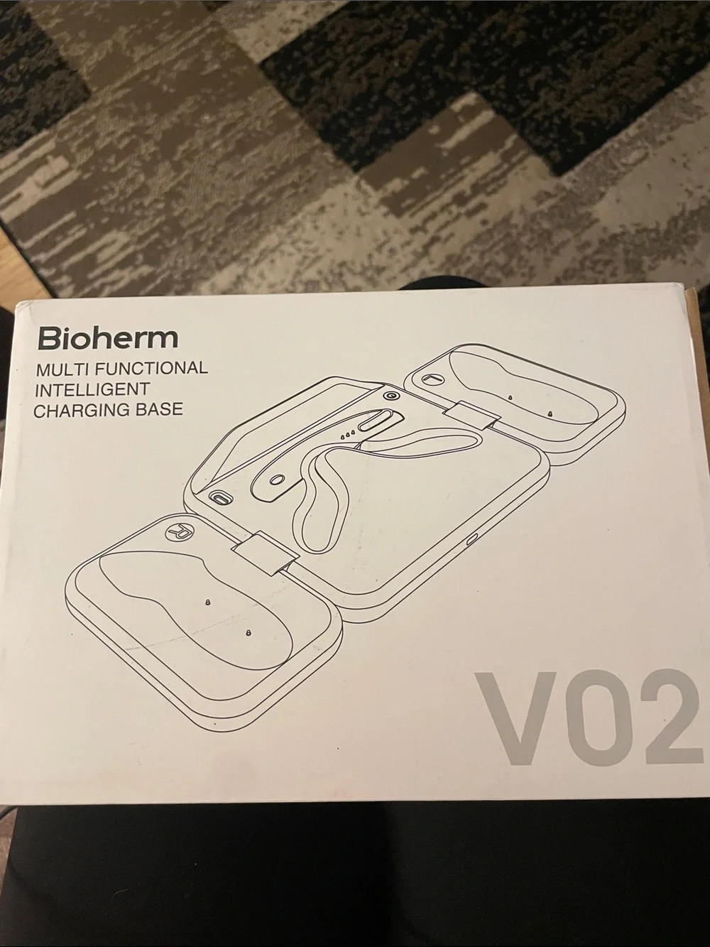 V02 Multi-Functional Intelligent Charging Base - White